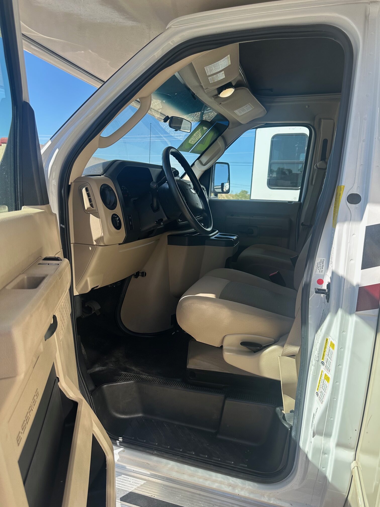 2020 Coachmen Leprechaun 220QB Class C Motorhome 