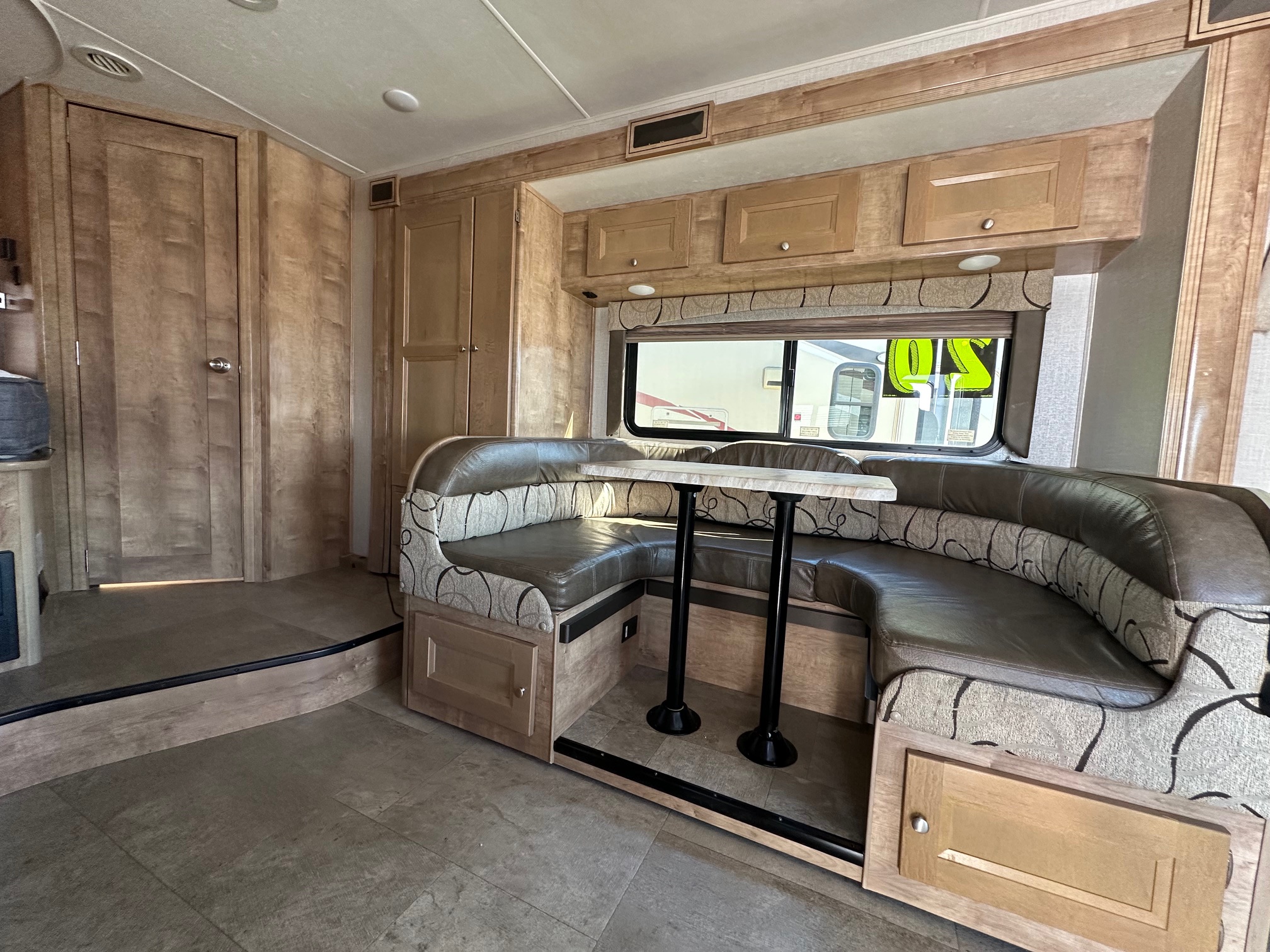 2020 Coachmen Leprechaun 220QB Class C Motorhome 