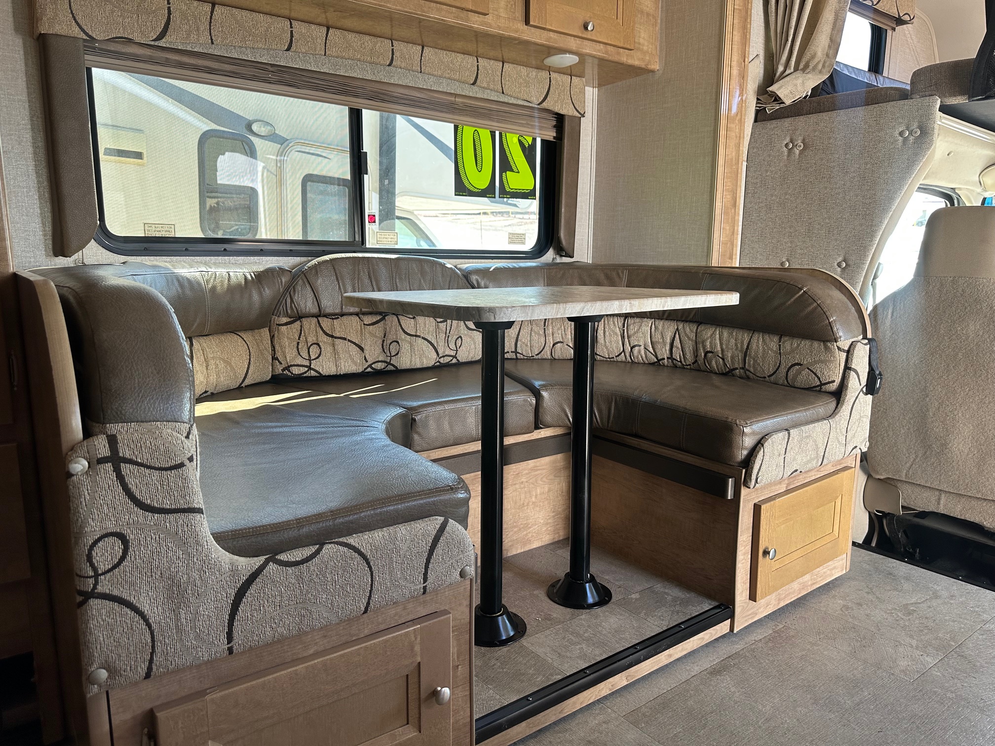 2020 Coachmen Leprechaun 220QB Class C Motorhome 