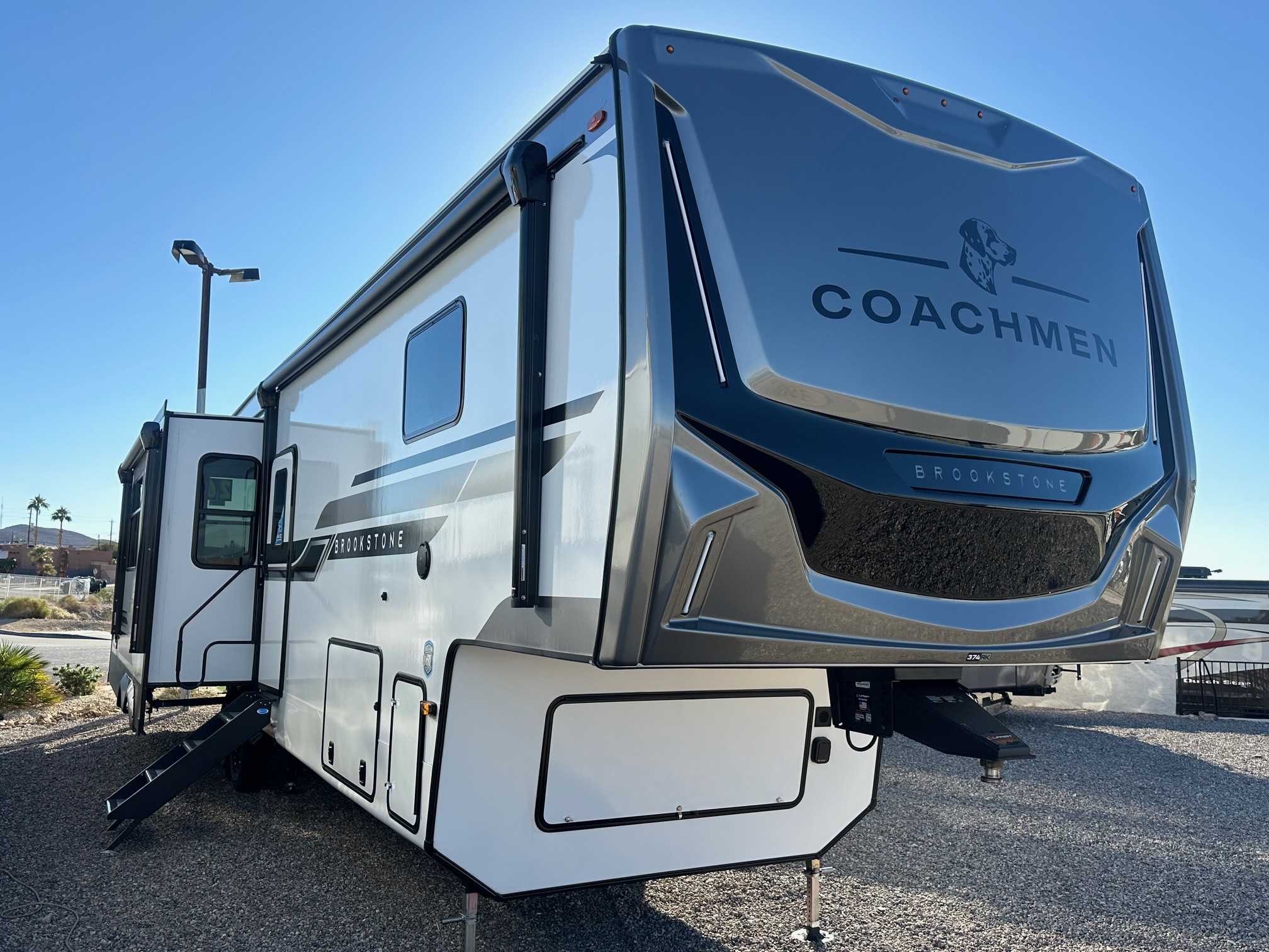 NEW 2026 Coachmen Brookstone 374RK 5th wheel