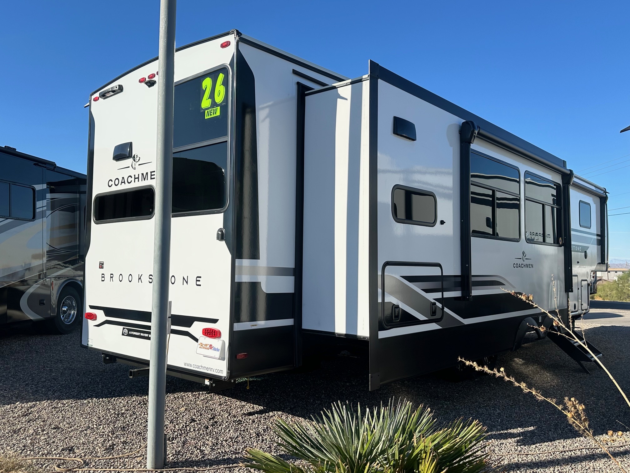 NEW 2026 Coachmen Brookstone 374RK 5th wheel