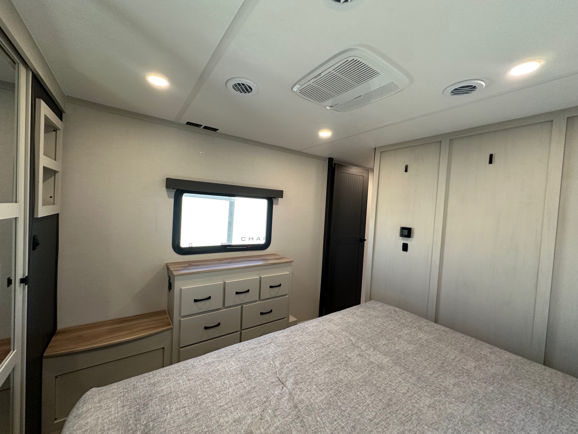 NEW 2026 Coachmen Brookstone 374RK 5th wheel