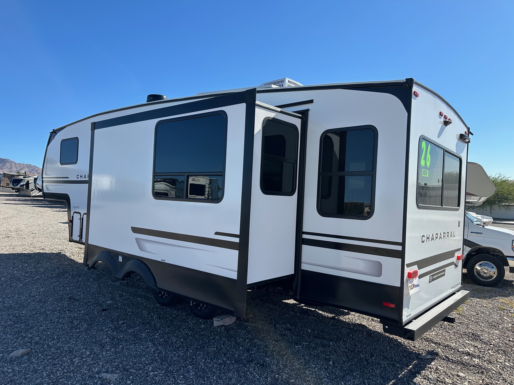 NEW 2026 Coachmen Chaparral Lite 254RLS 5th Wheel