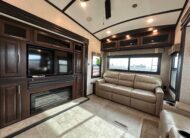 2018 Jayco North Point 361RSFS 5th Wheel