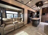 2018 Jayco North Point 361RSFS 5th Wheel