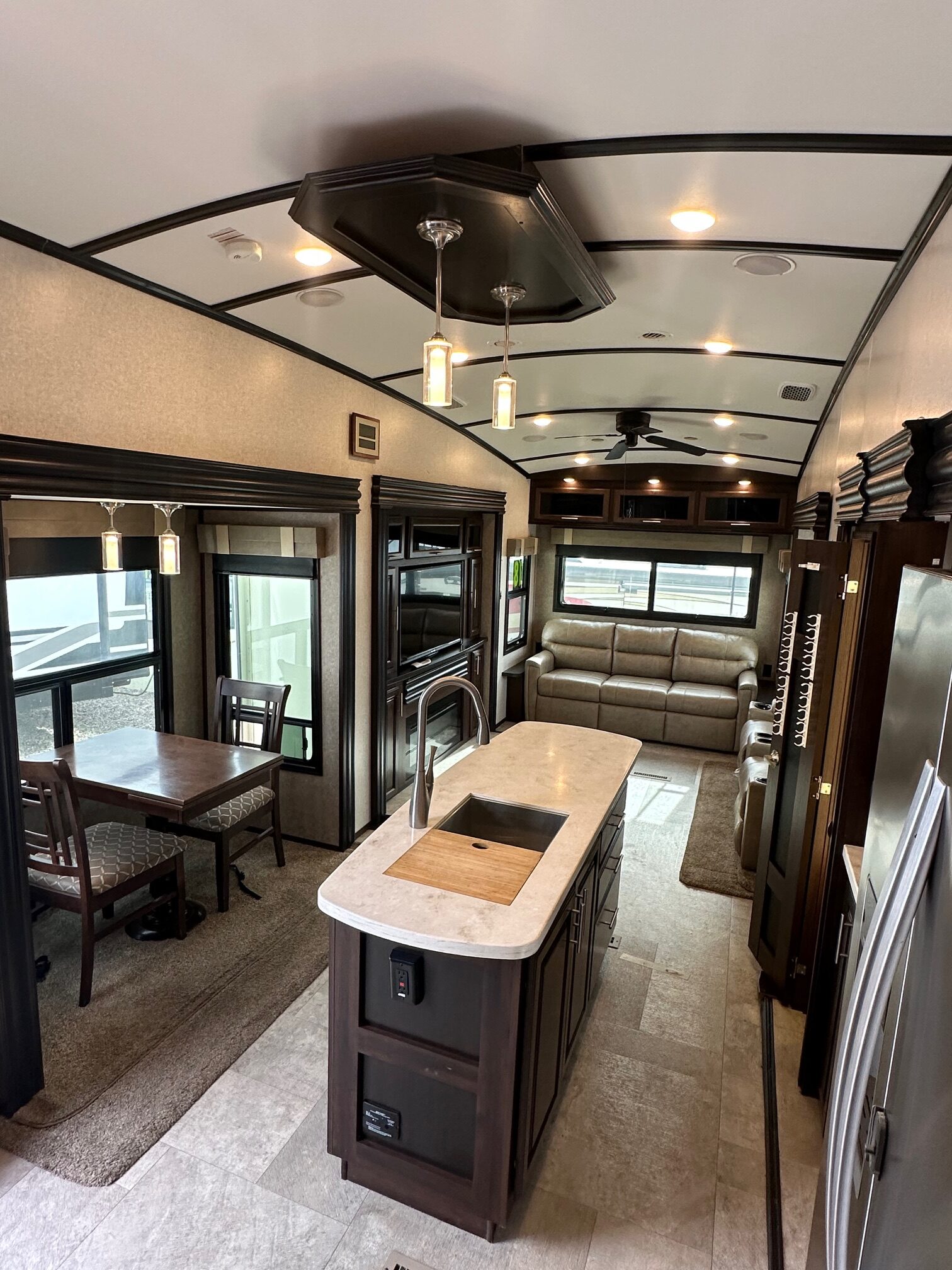 2018 Jayco North Point 361RSFS 5th Wheel