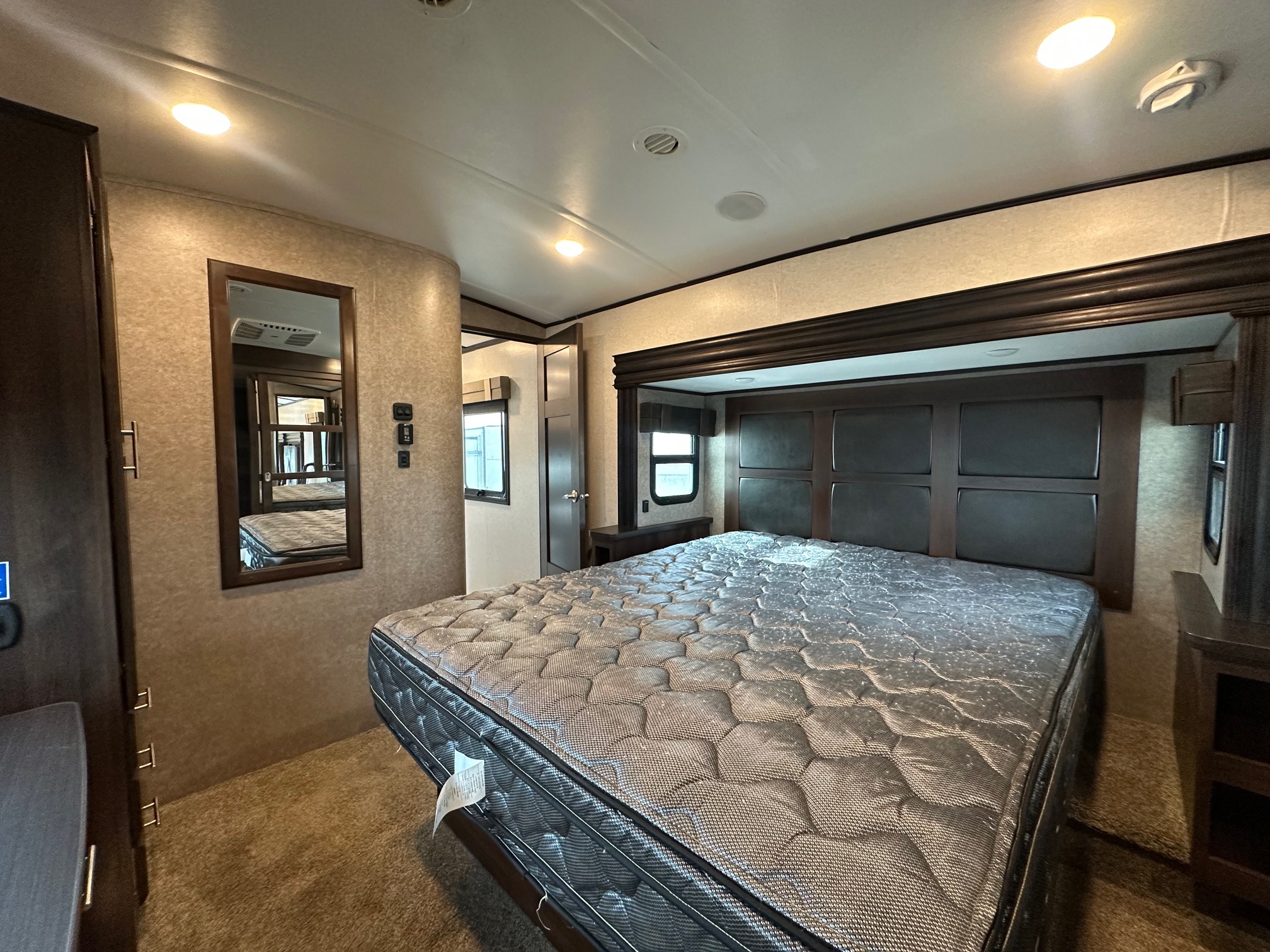2018 Jayco North Point 361RSFS 5th Wheel