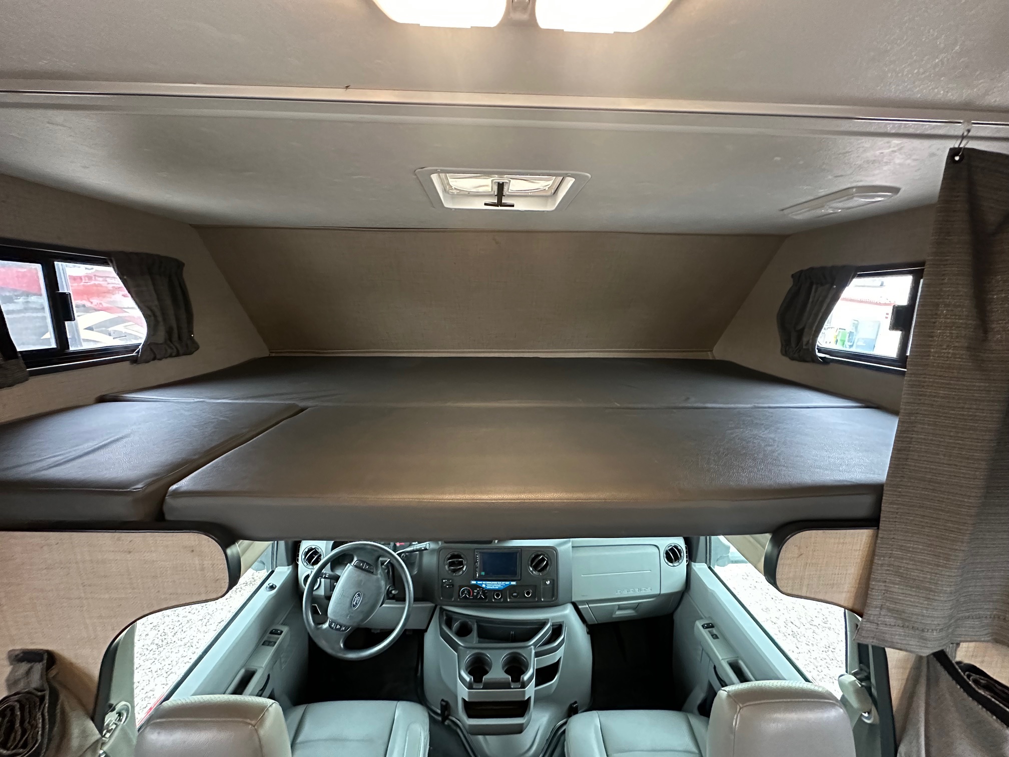 2019 Thor Majestic 28A Class C Motorhome