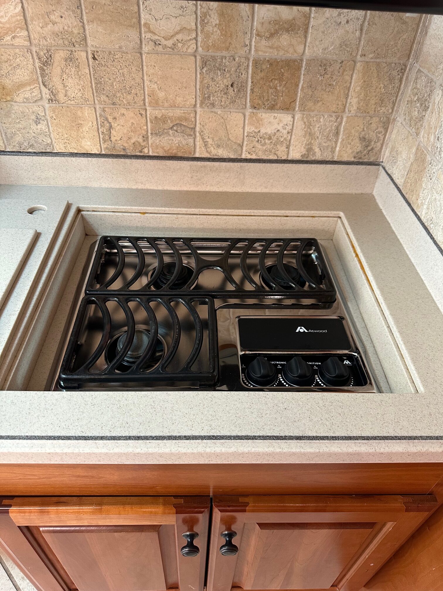 2002 Monaco Dynasty Princess 400 Diesel Pusher Class A Motorhome – Extra Clean!