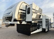 2025 Keystone Fuzion FZ373 Toy Hauler – 1 1/2 bathrooms