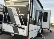2025 Keystone Fuzion FZ373 Toy Hauler – 1 1/2 bathrooms