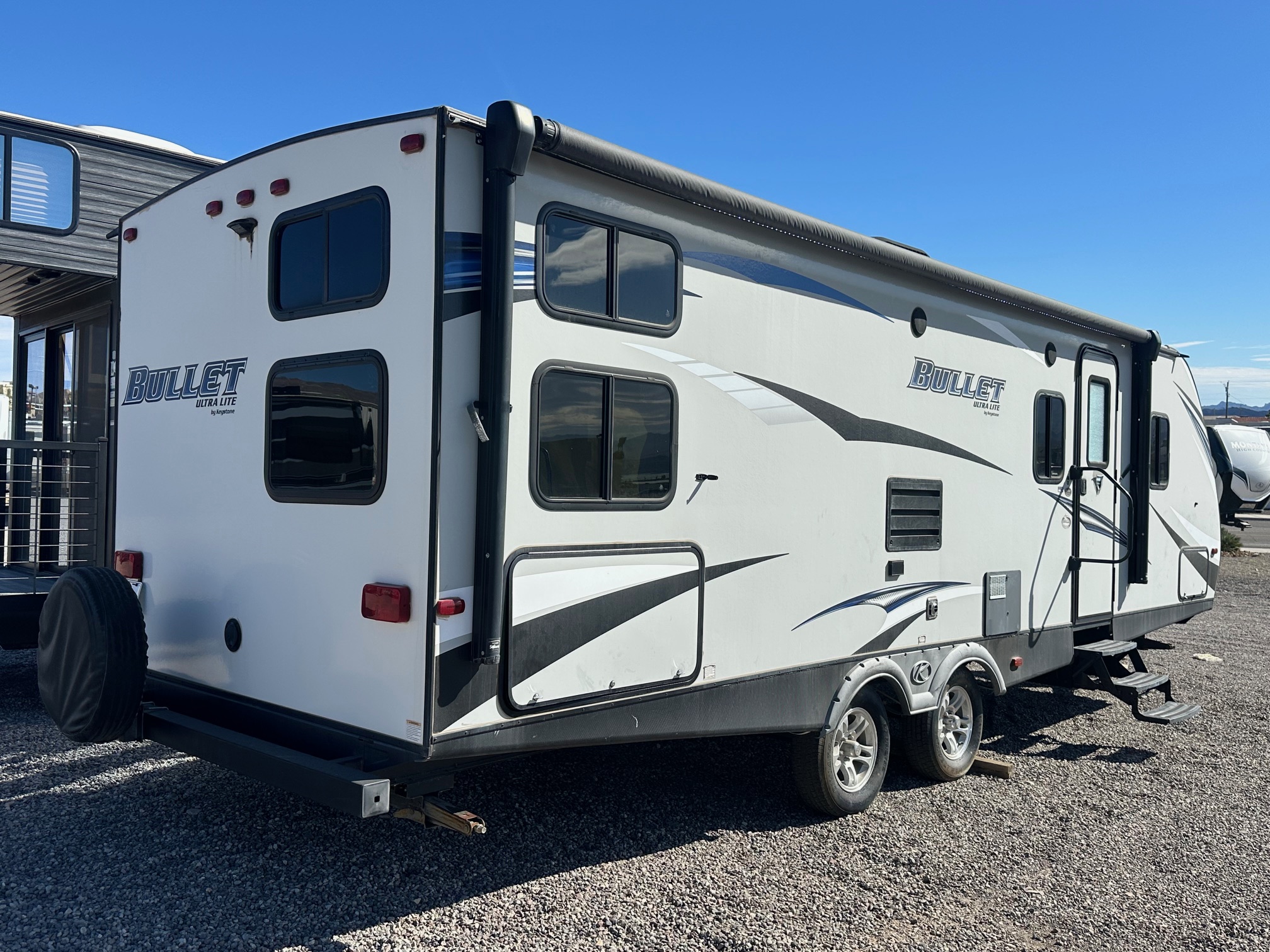 2019 Keystone Bullet Ultra-Lite 277BHSWE travel trailer – bunk model
