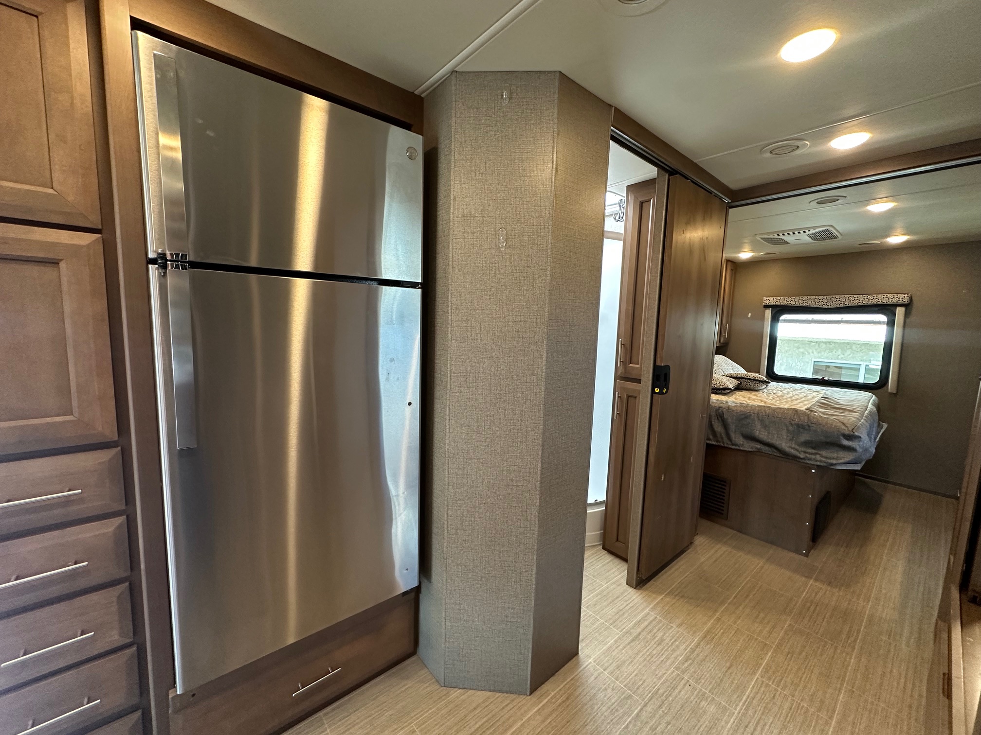 2022 Thor Magnitude RS36 Class C Diesel Motorhome