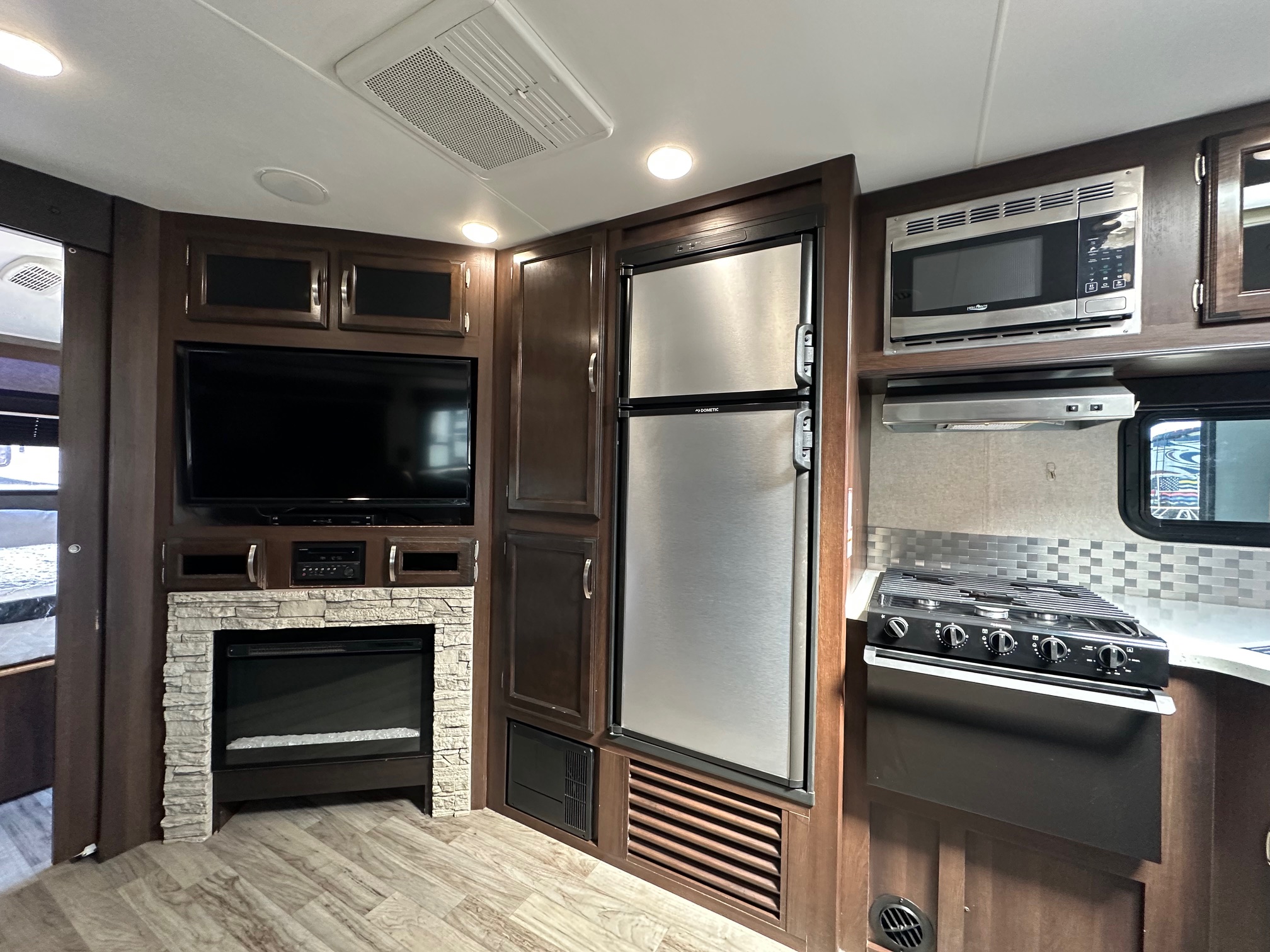2019 Jayco White Hawk 32BHS Travel Trailer