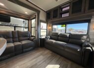 2021 Alliance Paradigm 340RL 5th wheel