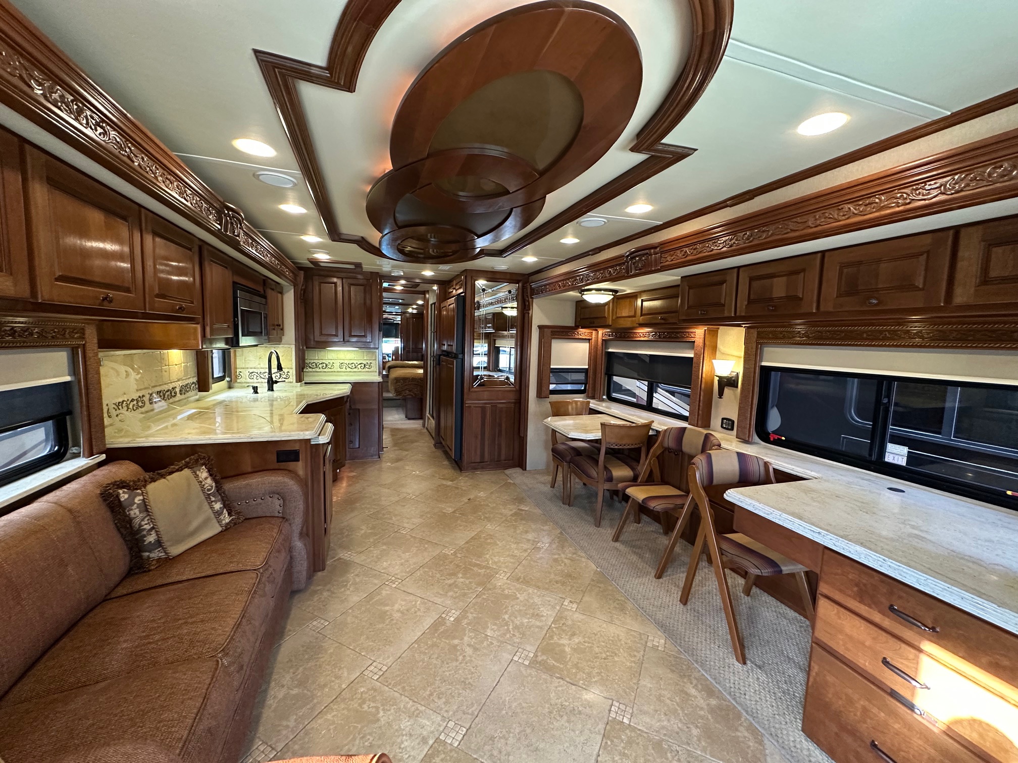 2009 Monaco Dynasty Bishop IV Class A Diesel Pusher Motorhome