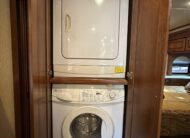 2009 Monaco Dynasty Bishop IV Class A Diesel Pusher Motorhome