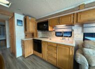 2004 Winnebago Journey 39W class a diesel pusher motorhome