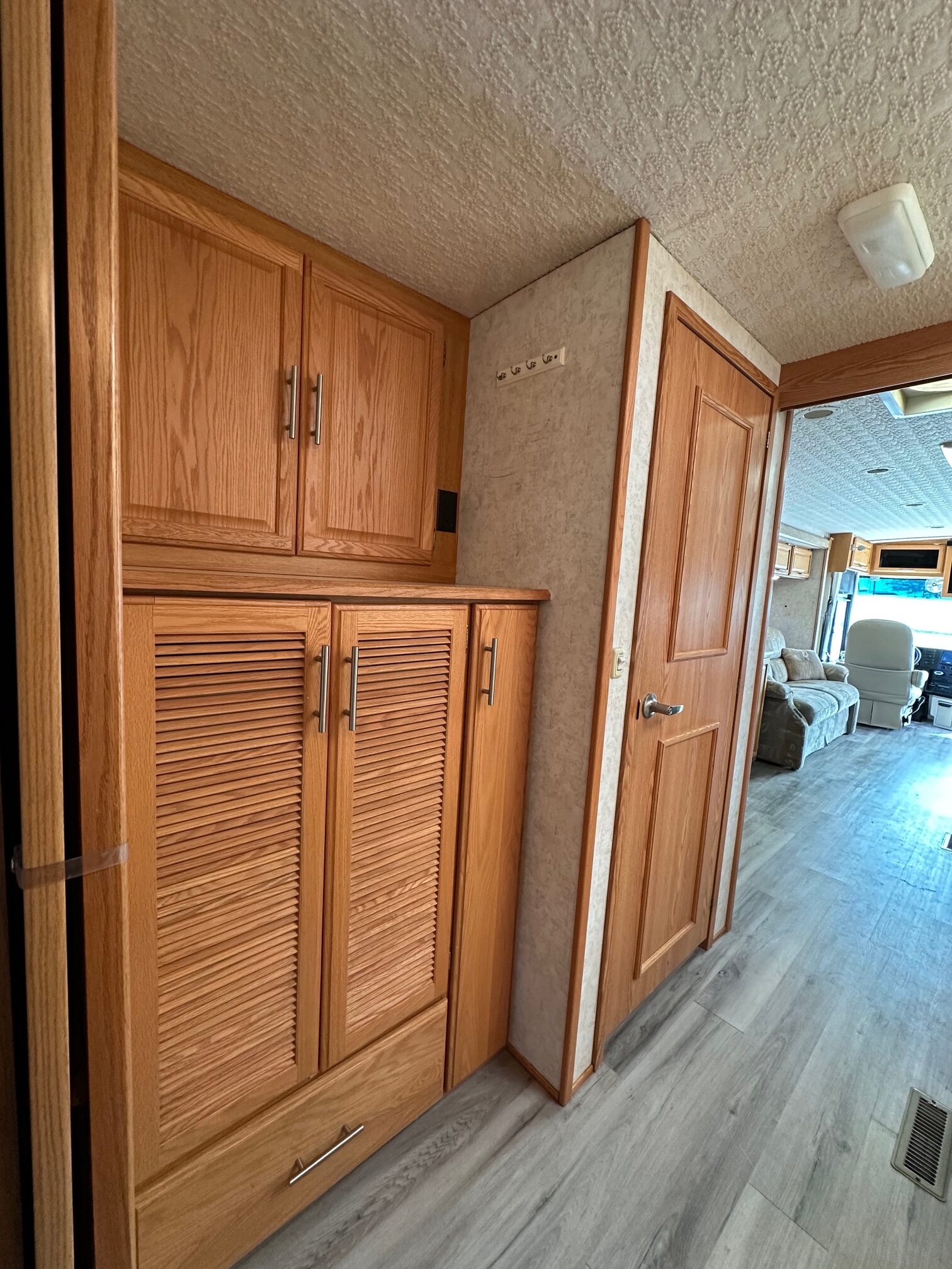 2004 Winnebago Journey 39W class a diesel pusher motorhome