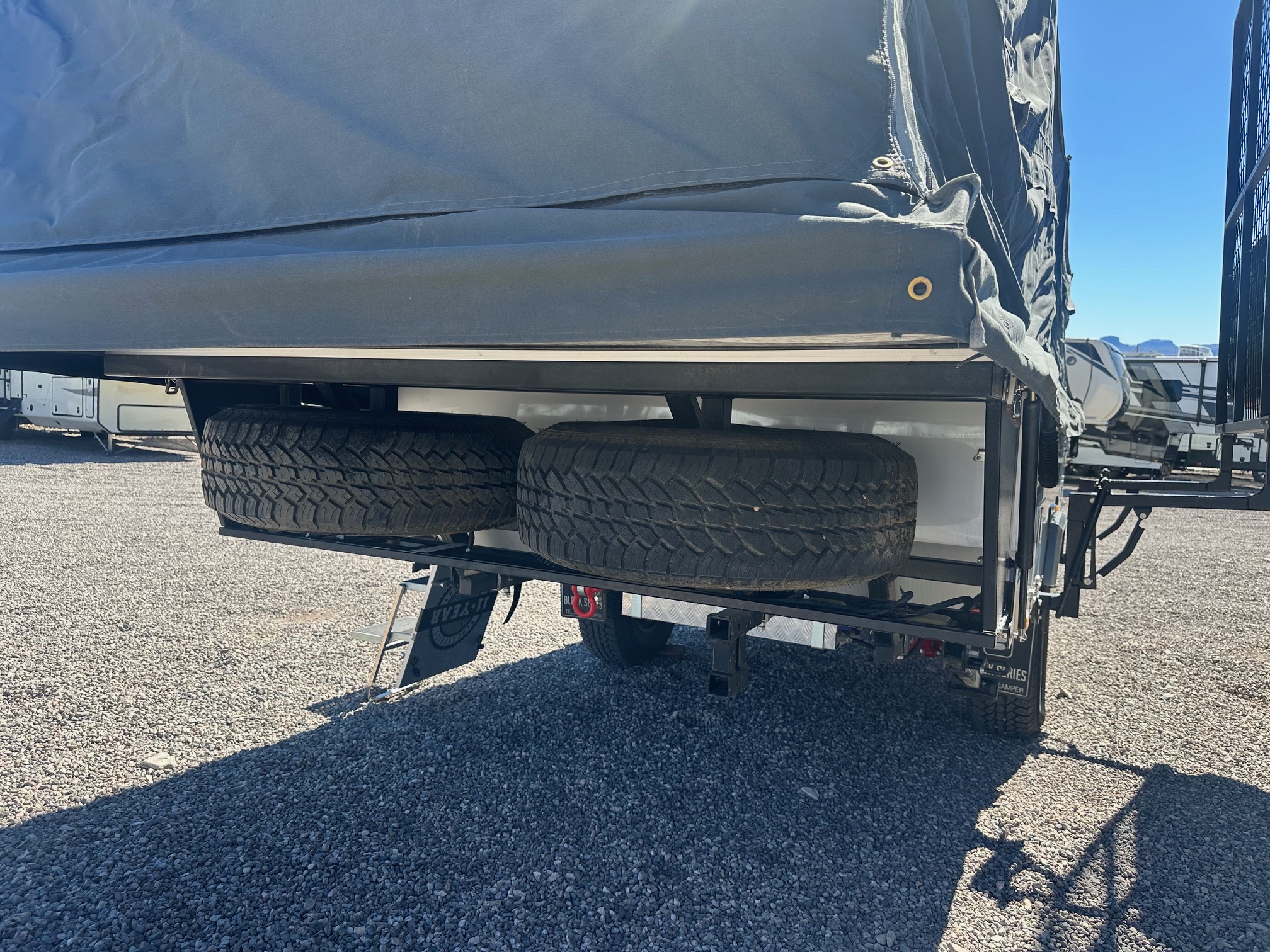 2020 Black Series Classic Double pop-up tent camper