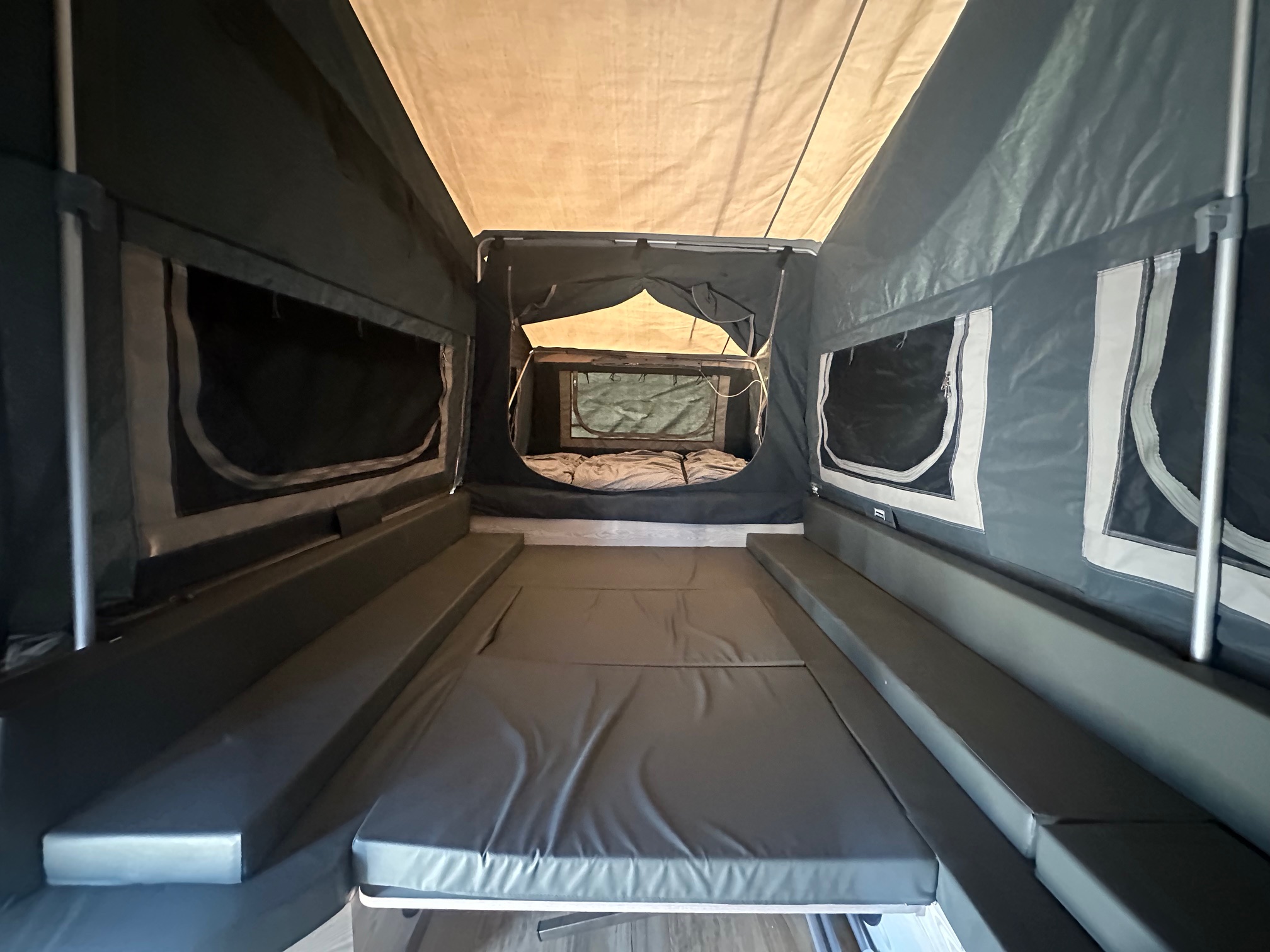 2020 Black Series Classic Double pop-up tent camper