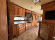 2007 Gulf Stream Sun Voyager 8389MXG Class A Diesel Motorhome