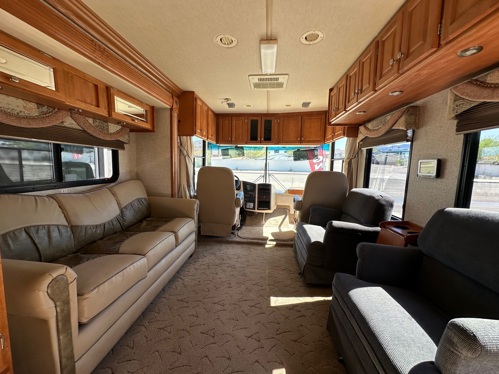 2007 Gulf Stream Sun Voyager 8389MXG Class A Diesel Motorhome