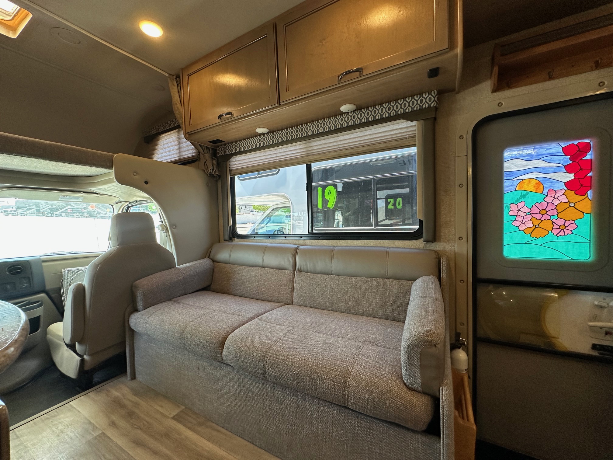 2018 Thor Freedom Elite 26HE Class C Motorhome