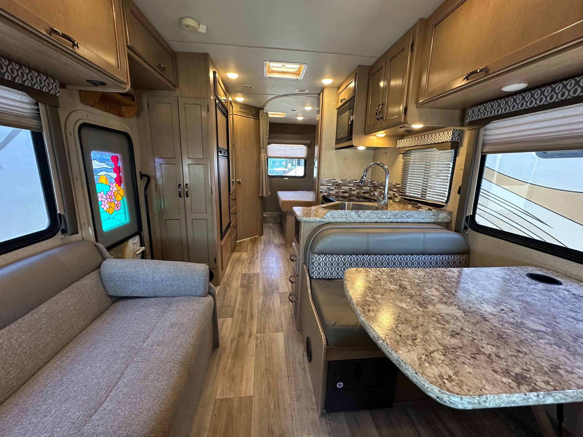 2018 Thor Freedom Elite 26HE Class C Motorhome