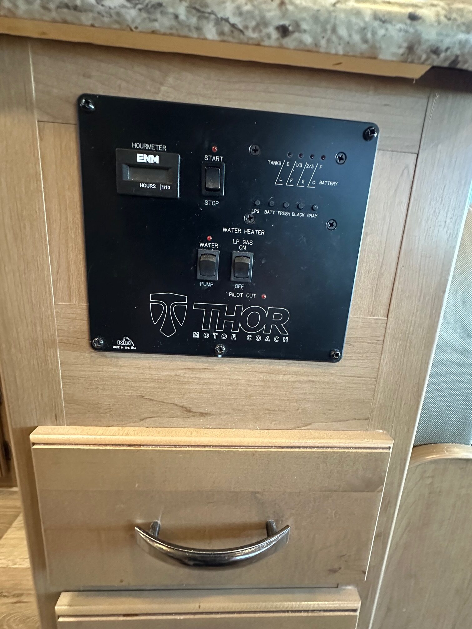 2018 Thor Freedom Elite 26HE Class C Motorhome