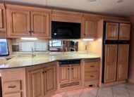 2009 Damon Tuscany 4072 Class A Diesel Pusher Motorhome