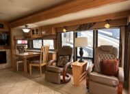 2009 Damon Tuscany 4072 Class A Diesel Pusher Motorhome