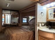 2009 Damon Tuscany 4072 Class A Diesel Pusher Motorhome