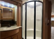 2009 Damon Tuscany 4072 Class A Diesel Pusher Motorhome