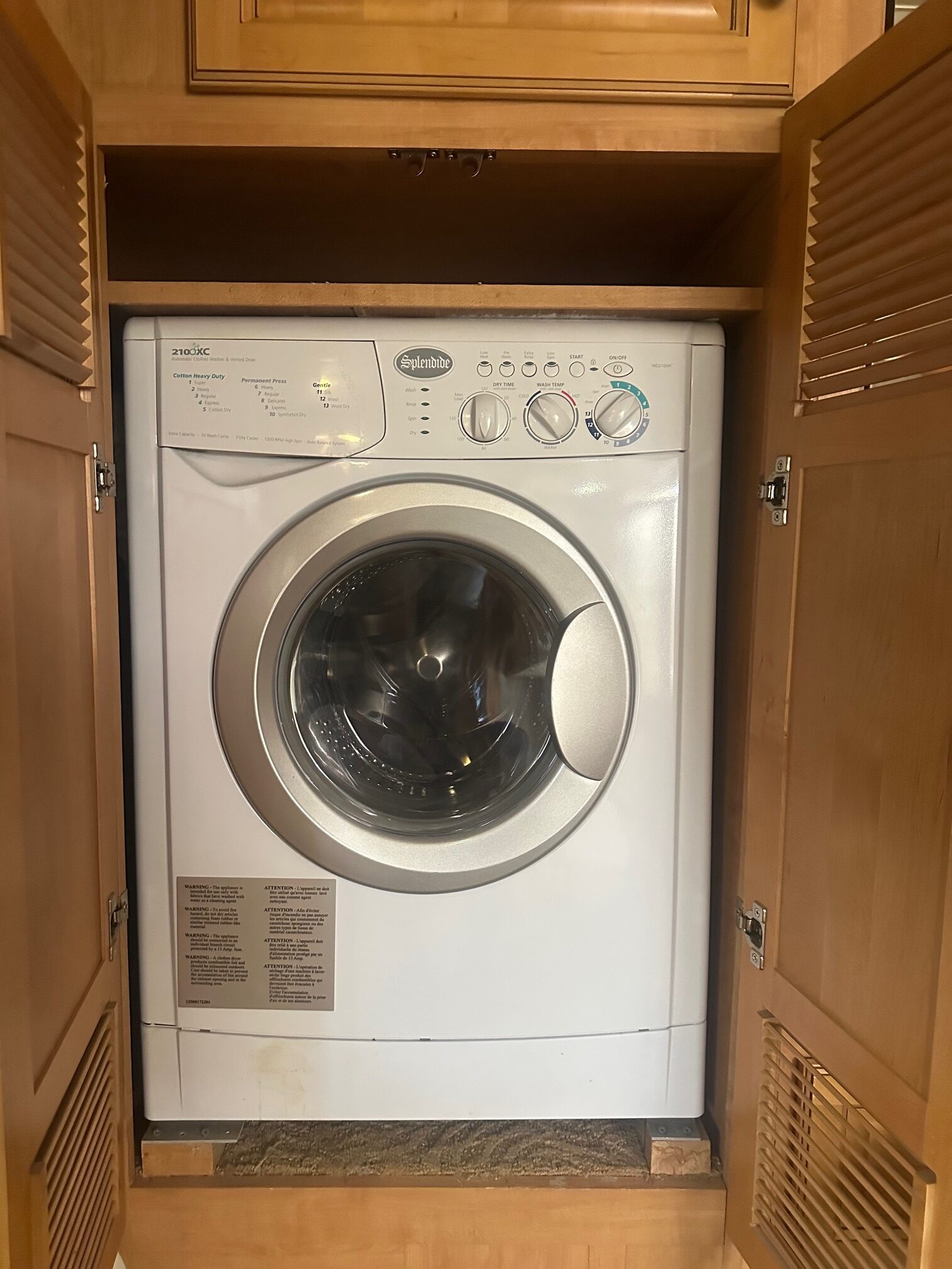 2009 Damon Tuscany 4072 Class A Diesel Pusher Motorhome