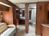 2010 Fleetwood Discovery 40G Class A Diesel Pusher Motorhome