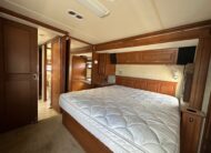 2010 Fleetwood Discovery 40G Class A Diesel Pusher Motorhome