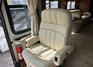 2010 Fleetwood Discovery 40G Class A Diesel Pusher Motorhome