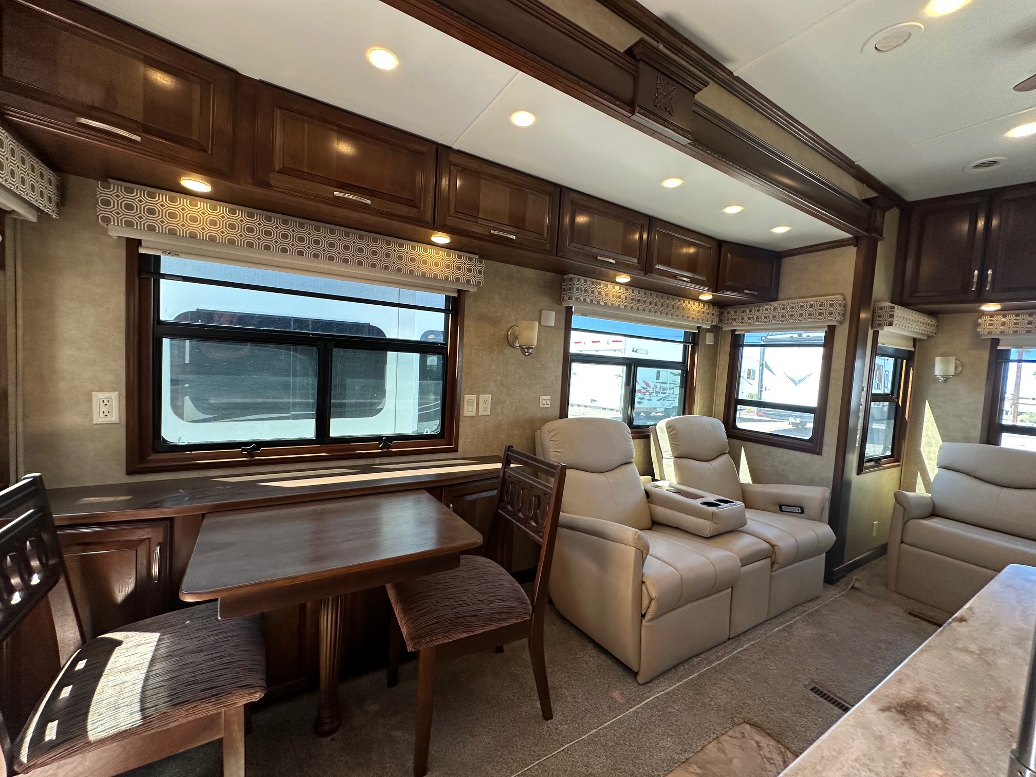 2015 DRV Mobile Suites 38RSSA 5th Wheel 