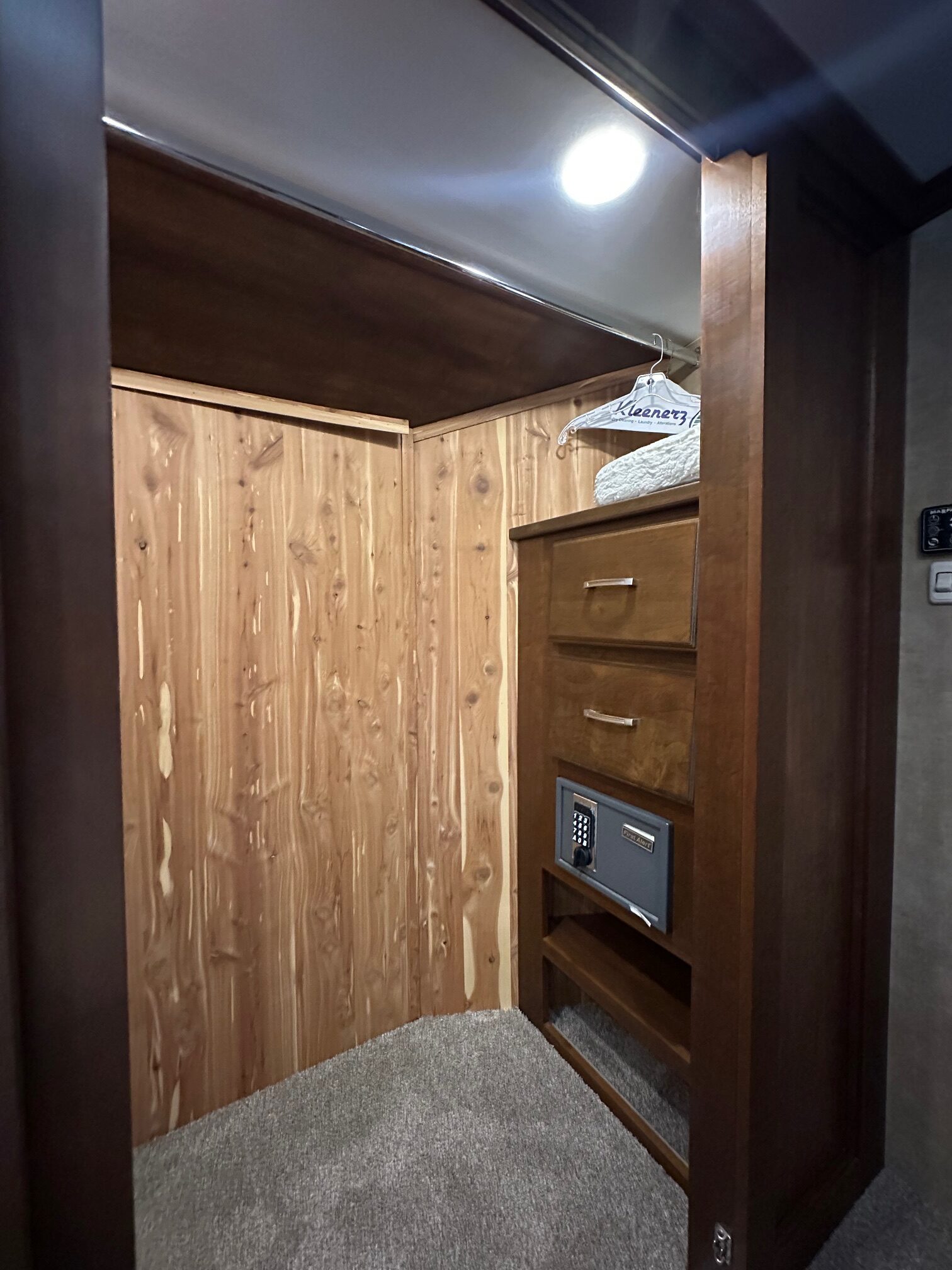 2015 DRV Mobile Suites 38RSSA 5th Wheel 