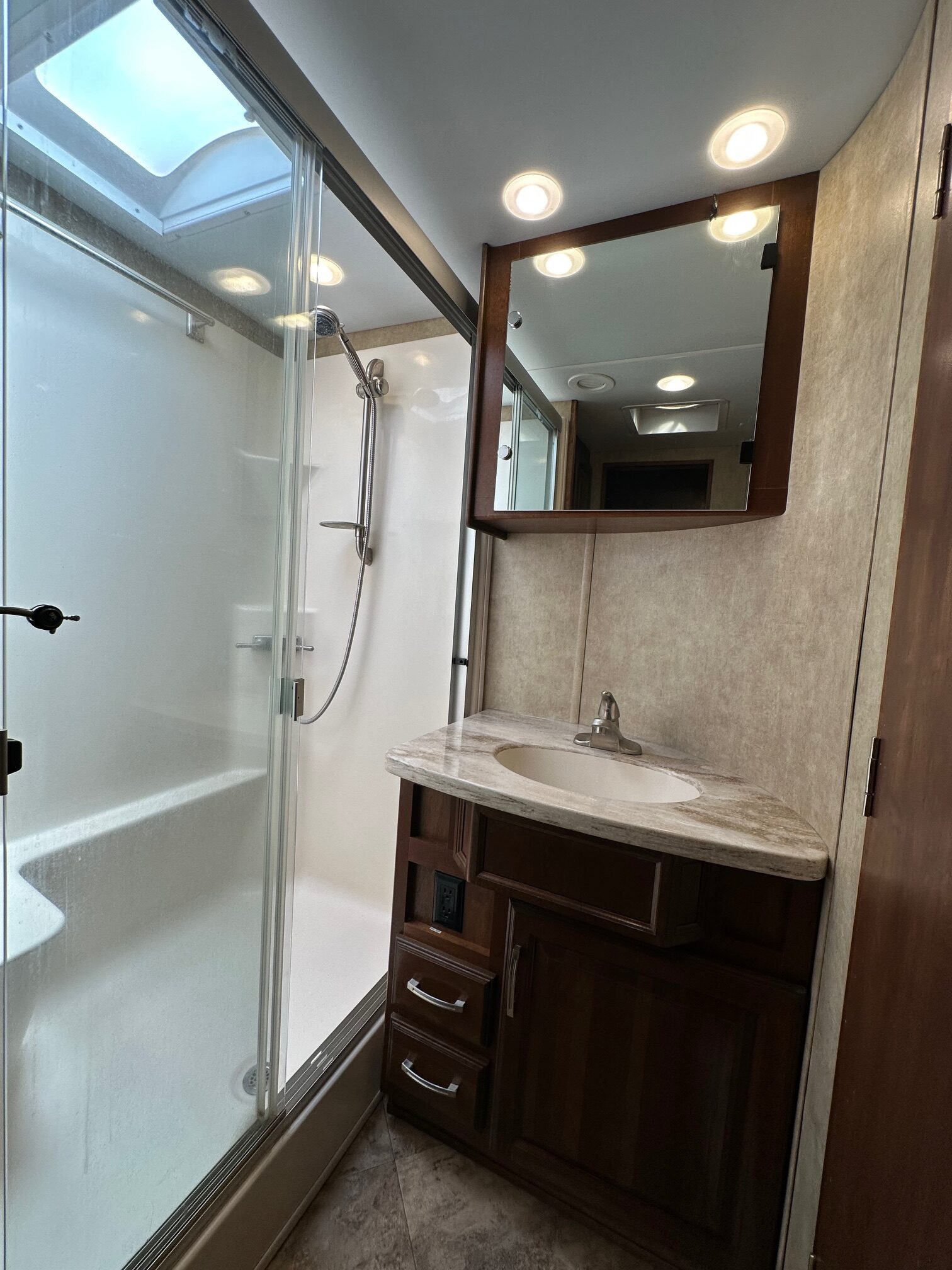 2015 DRV Mobile Suites 38RSSA 5th Wheel 