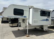 2005 Lance Max 981-9’11” Truck Camper