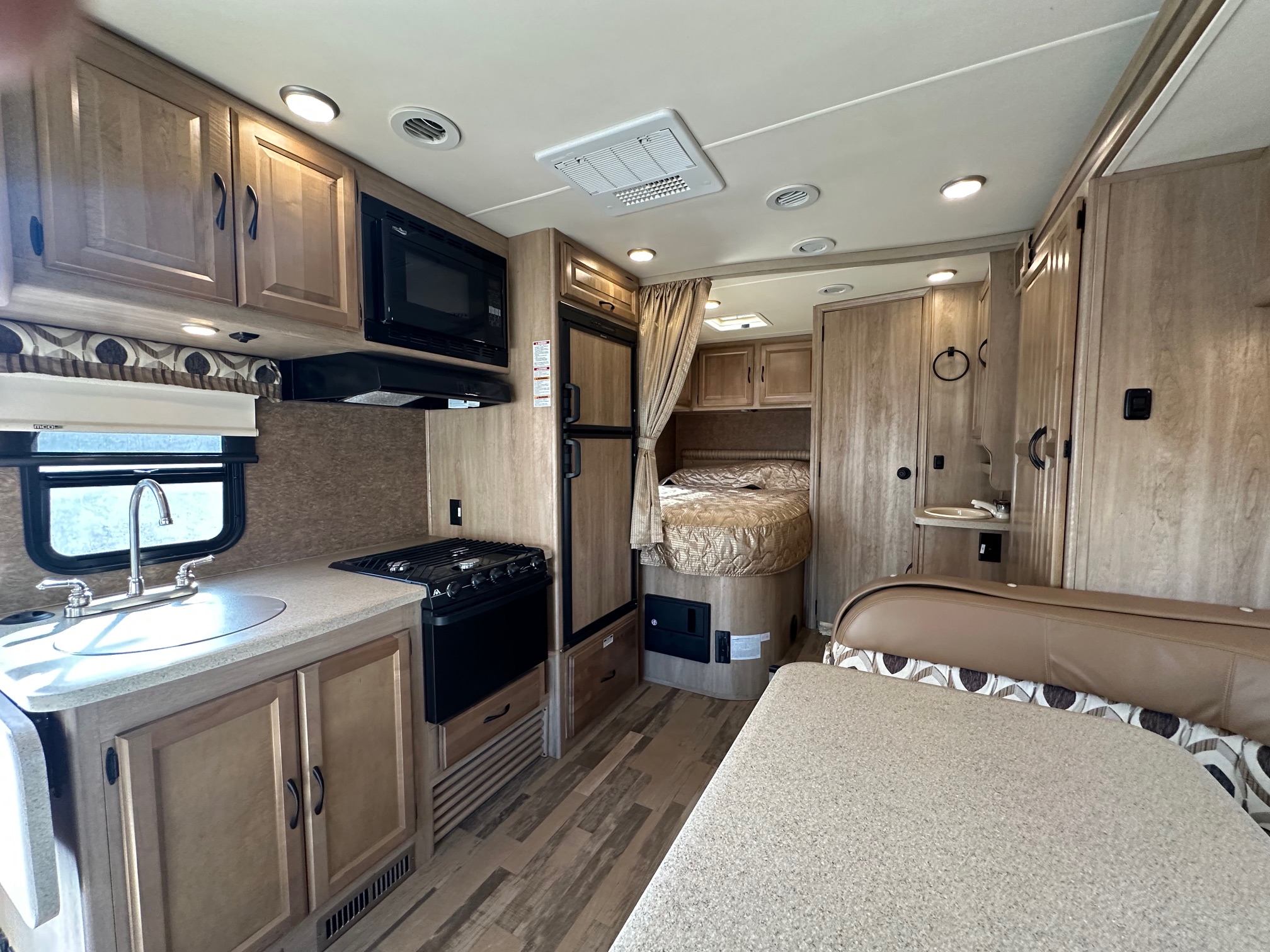 2015 Coachmen Prism 2150 Mercedes Benz Diesel Class C Motorhome 