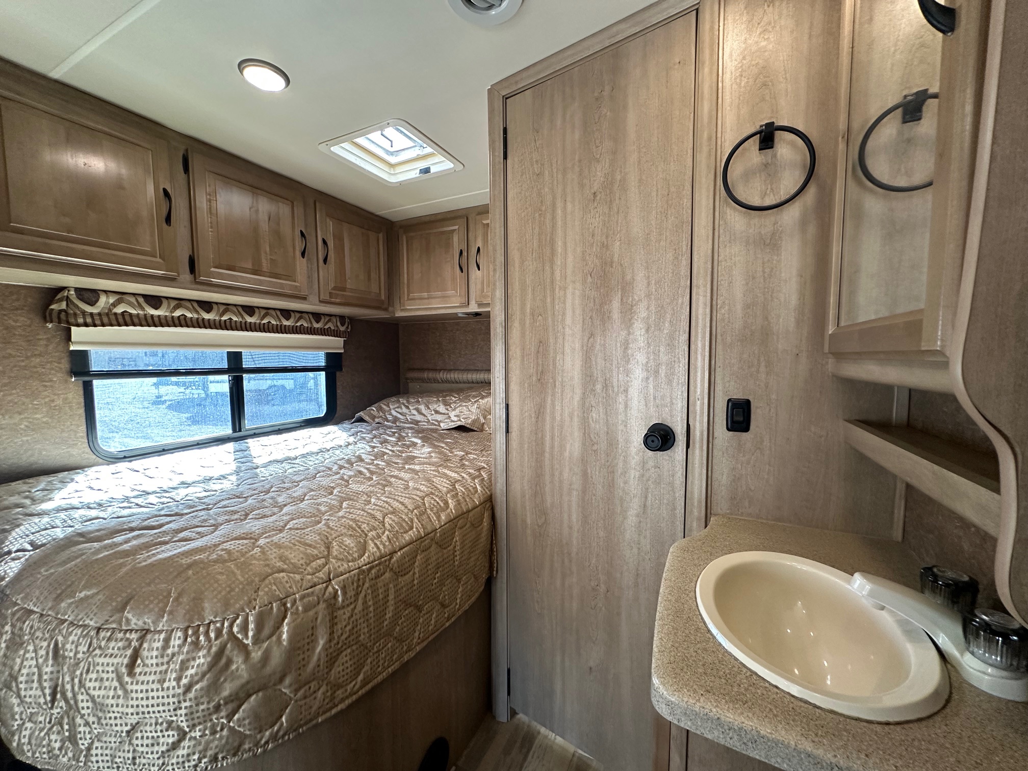 2015 Coachmen Prism 2150 Mercedes Benz Diesel Class C Motorhome 