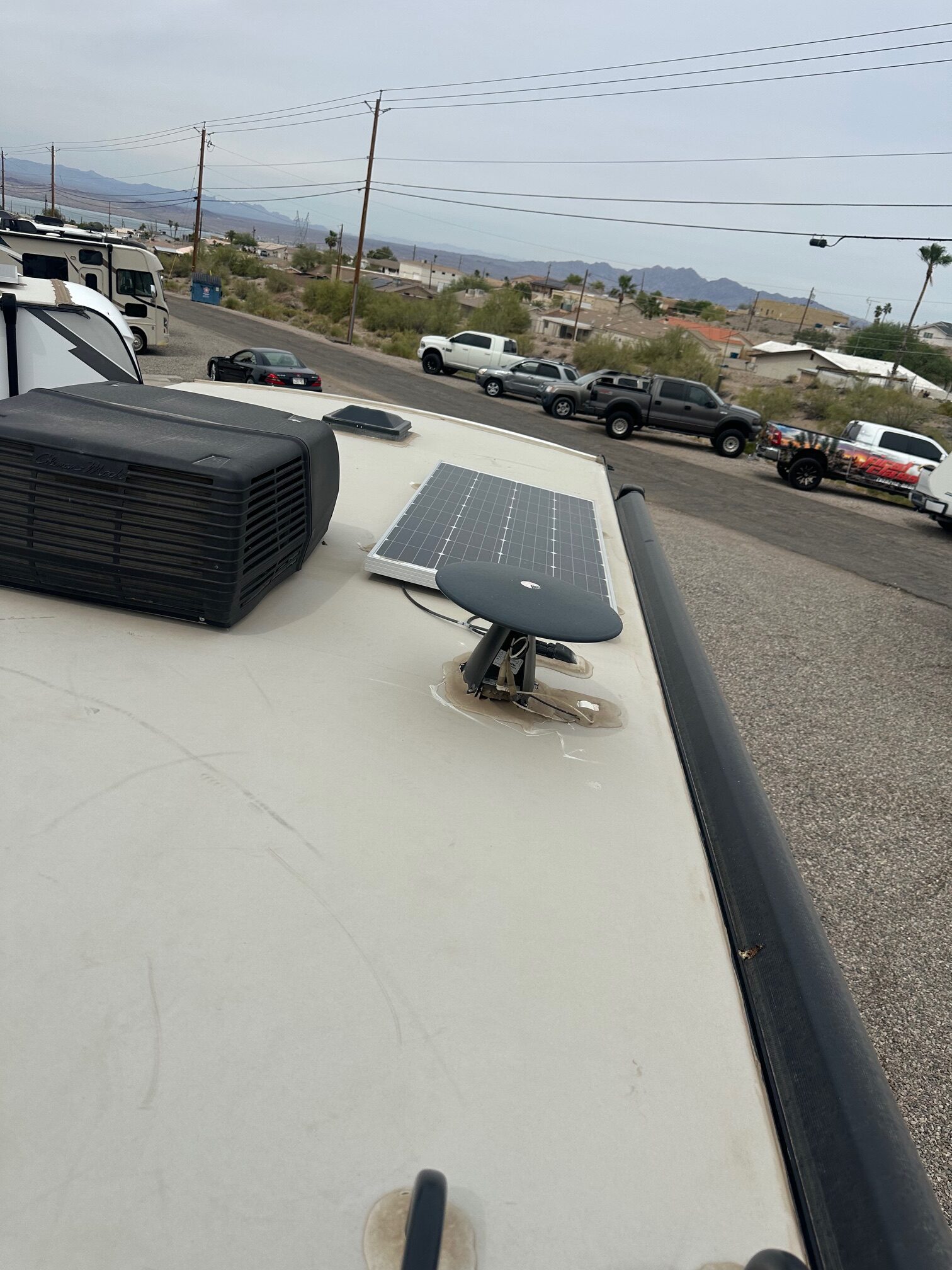 2022 Forest River Rockwood Minilite 2109S Travel Trailer – Solar & 1000w Inverter!