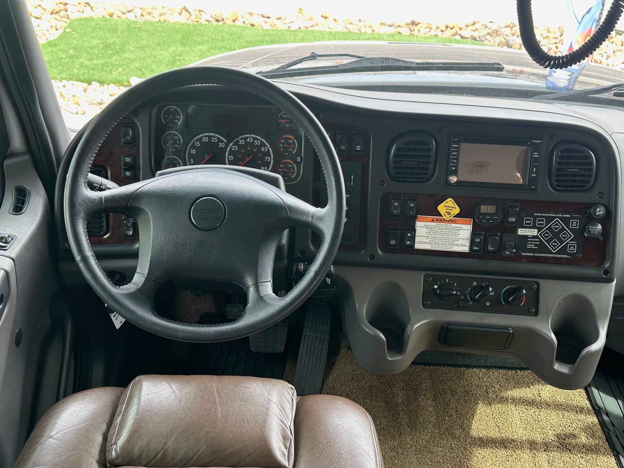 2017 Dynamax Force HD Series 37BHHD Super C Diesel Motorhome 