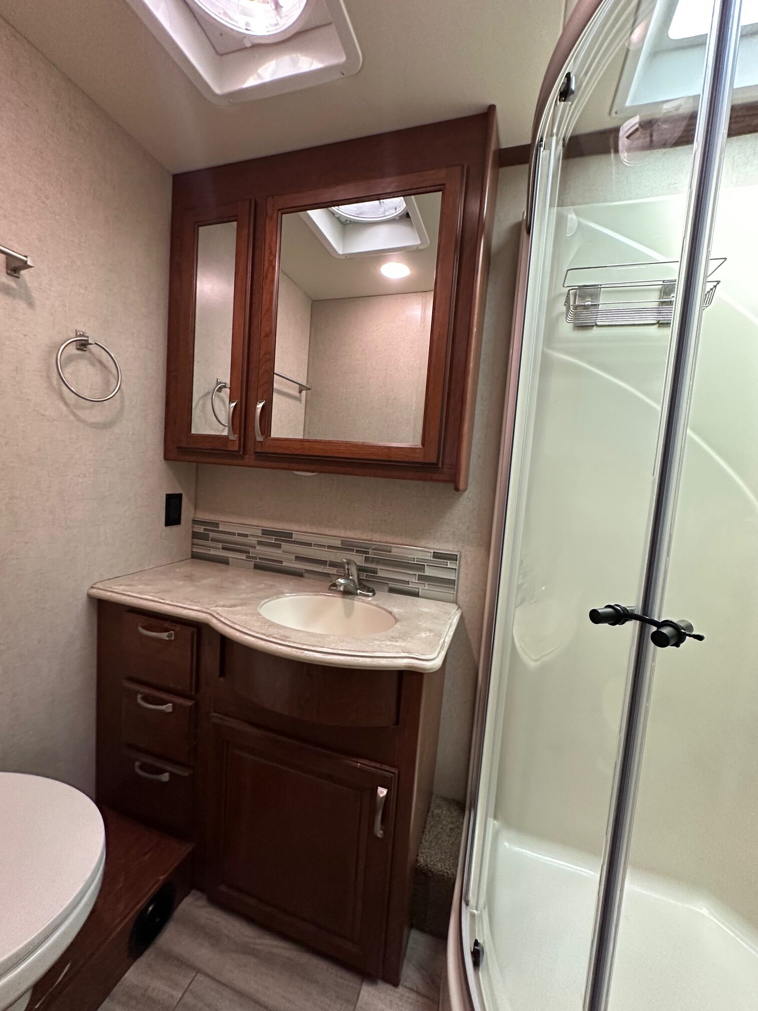 2017 Dynamax Force HD Series 37BHHD Super C Diesel Motorhome 