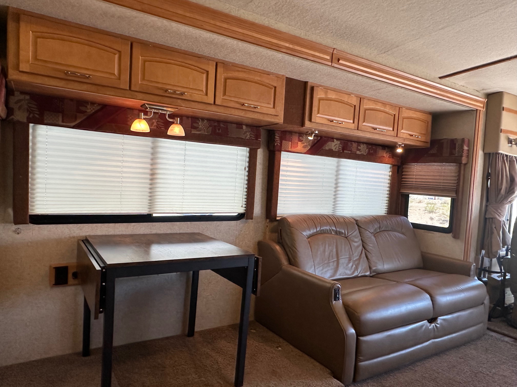 2008 Winnebago Voyage 35A Class A Gas Motorhome