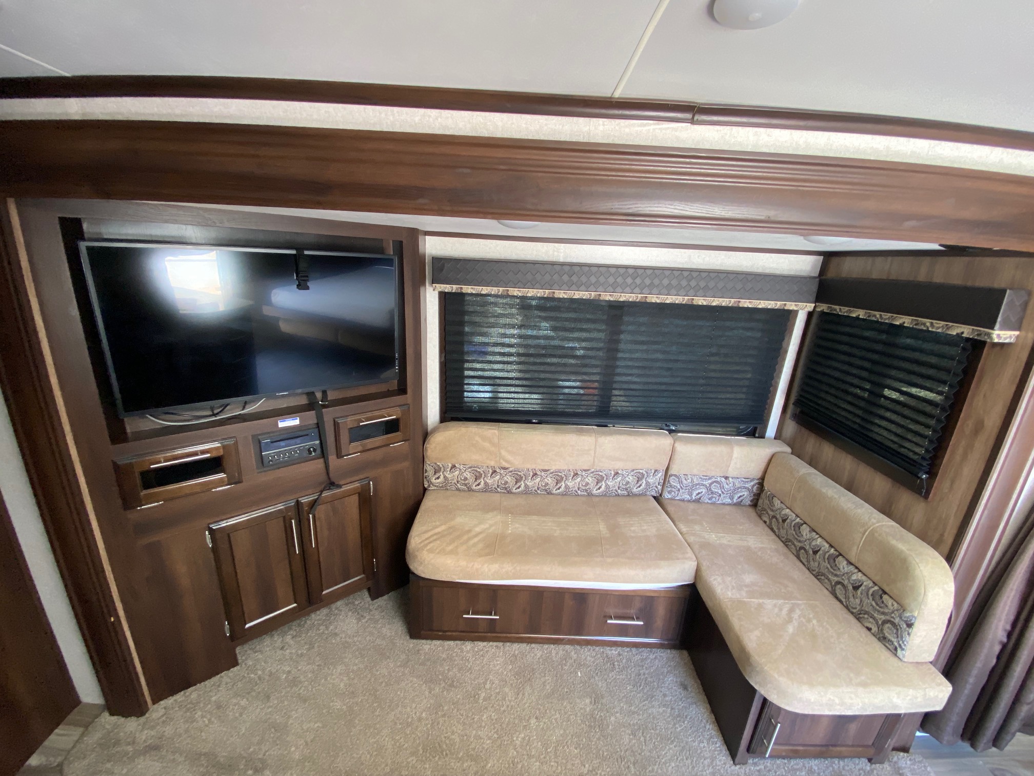 2018 Jayco White Hawk 24MBH Bunk house travel trailer 
