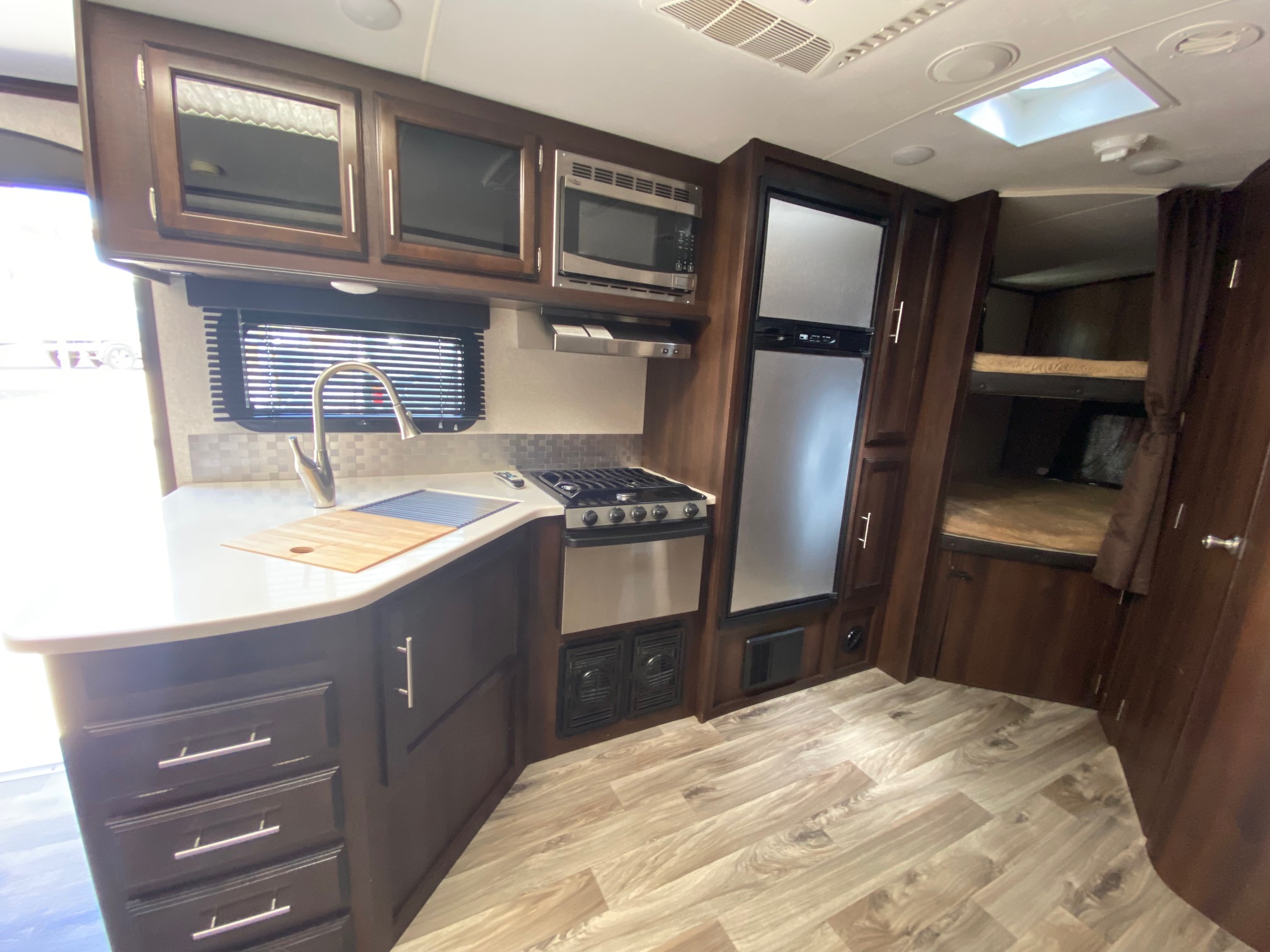 2018 Jayco White Hawk 24MBH Bunk house travel trailer 